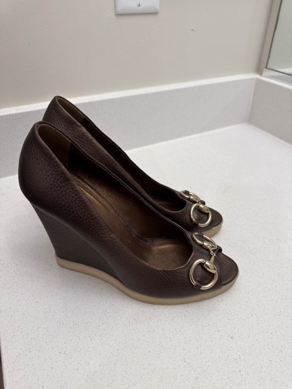 Wedge heels